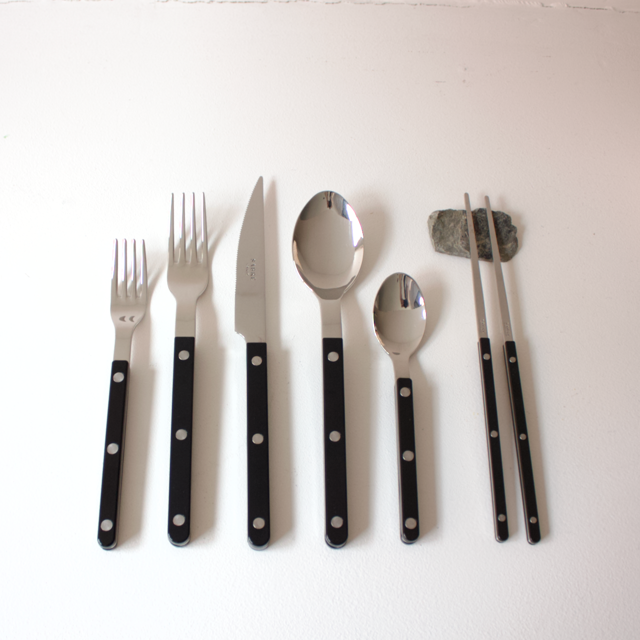 Bistrot Chopsticks: Black