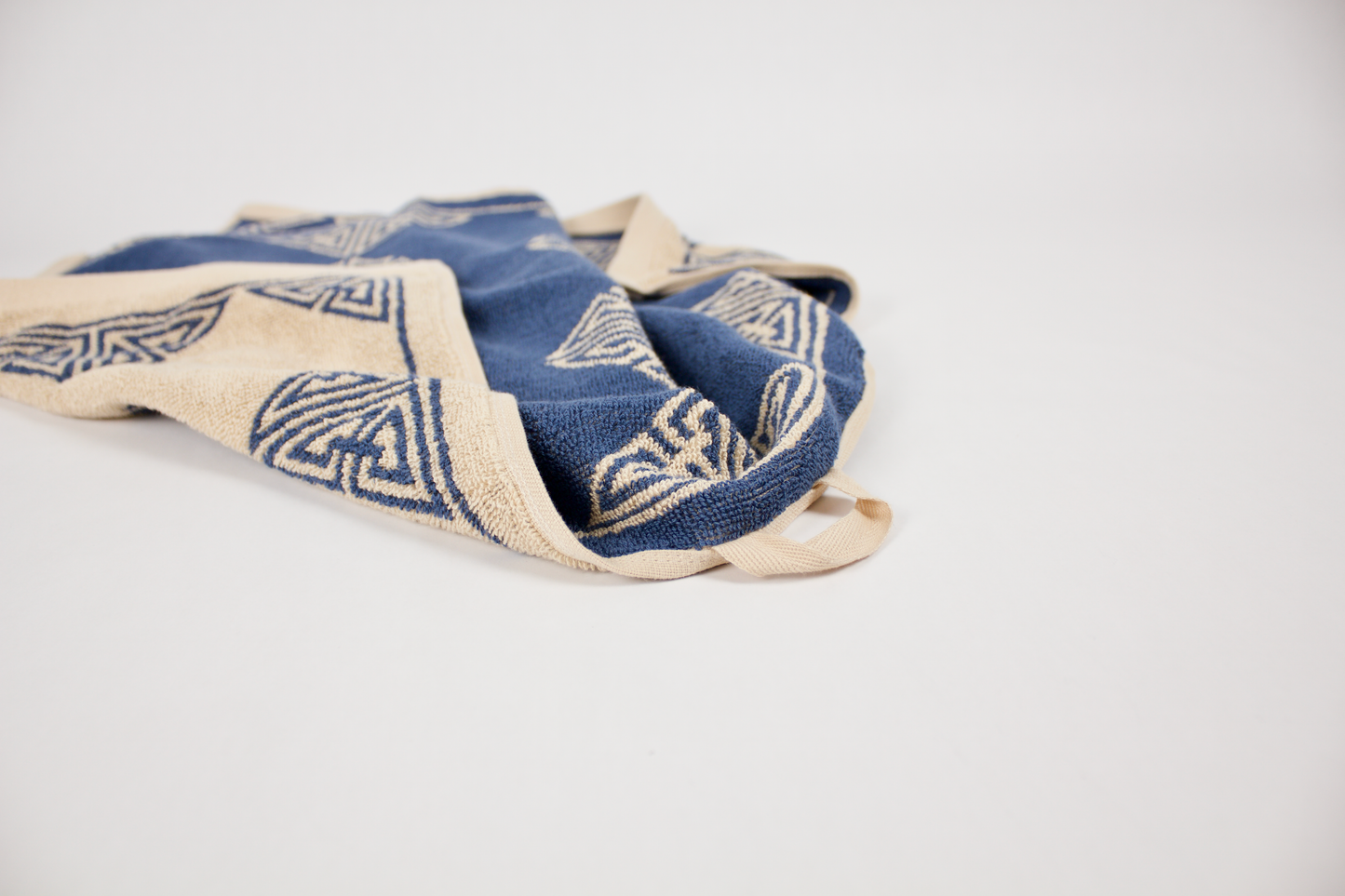 Agnes Hand Towel
