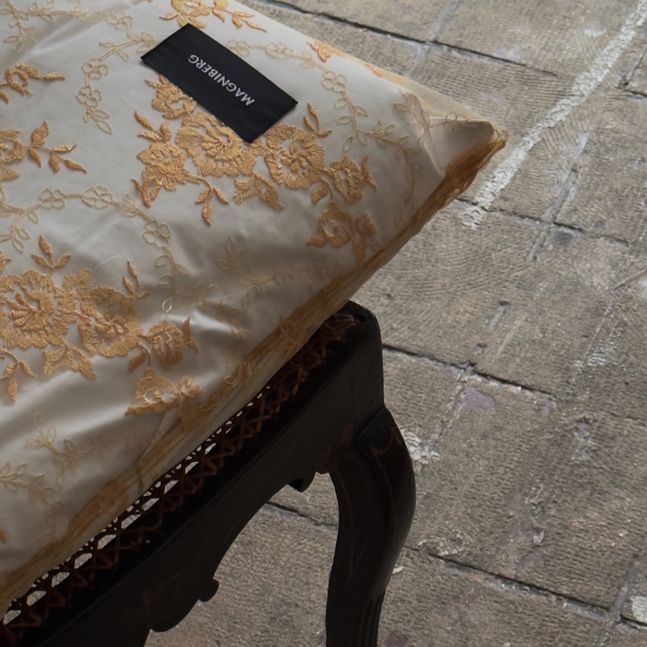 Rose Pillowcase: Apricot