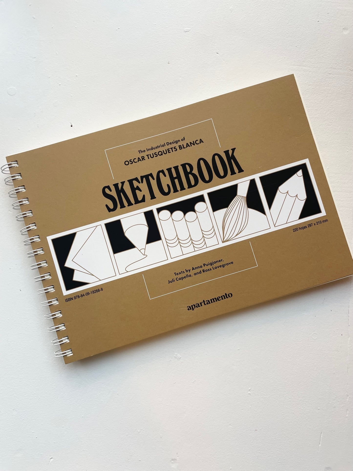 Sketchbook - The Industrial Design of Oscar Tusquets Blanca