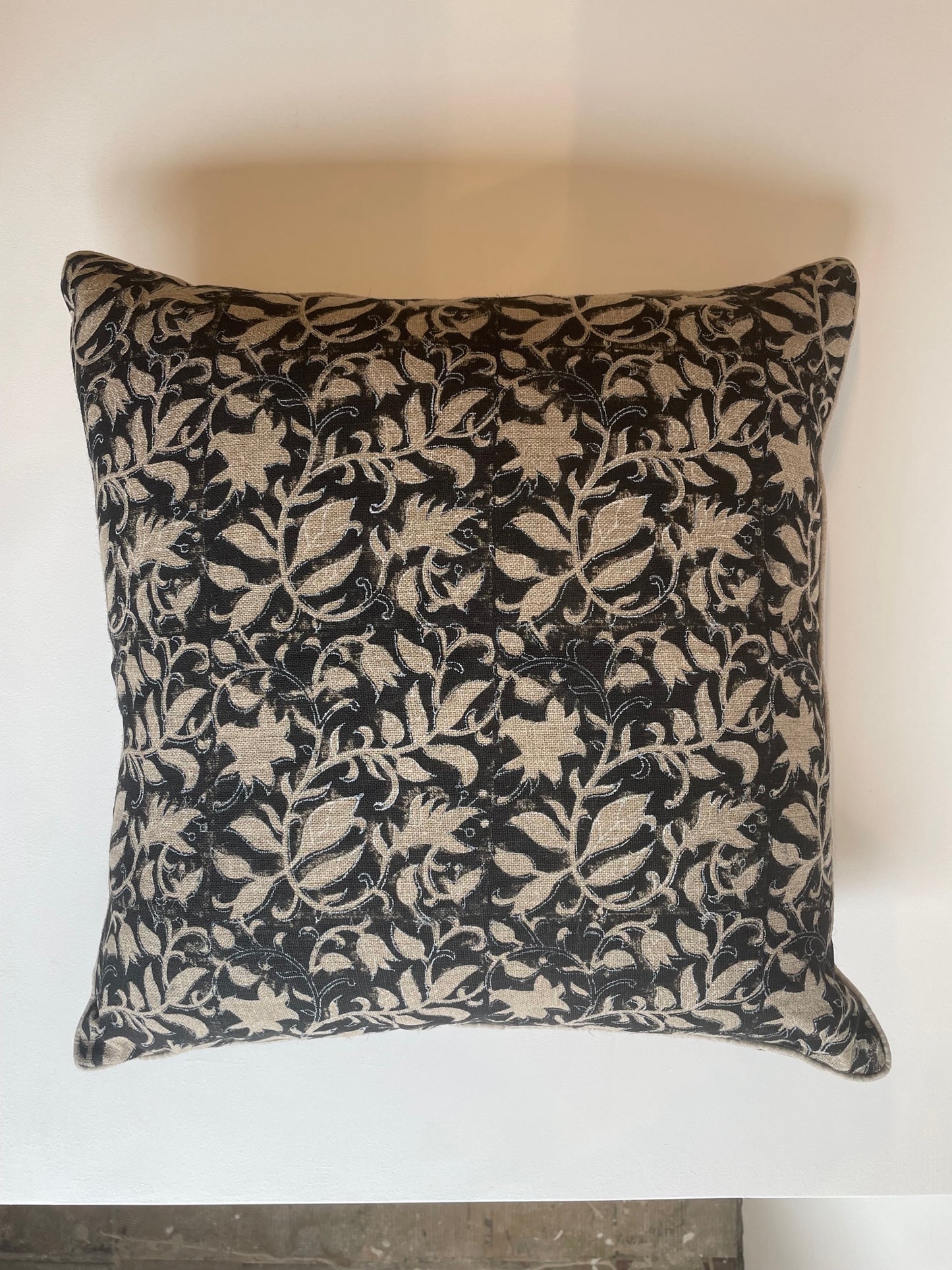 Amaya Noir Pillow