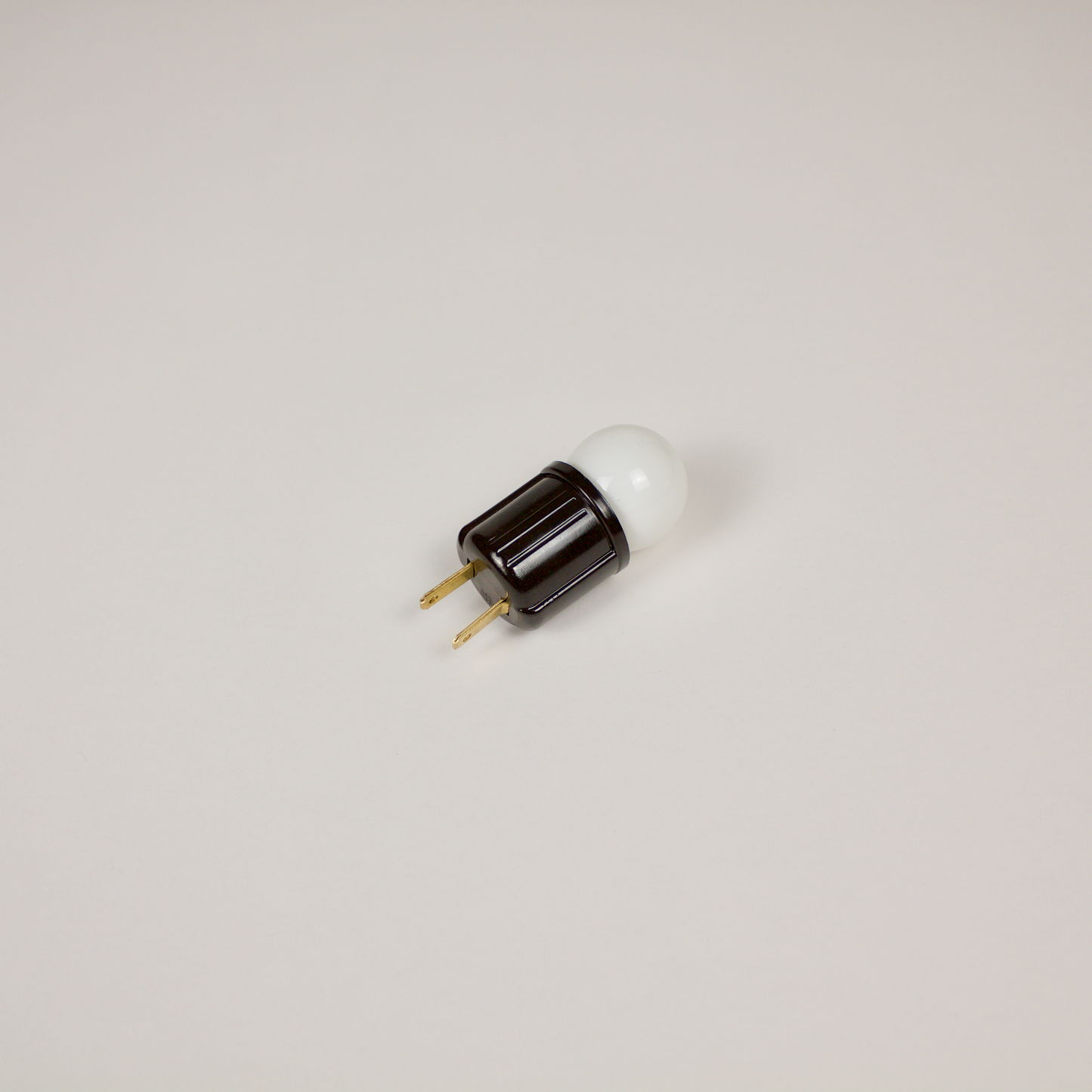Simple Bulb and Socket