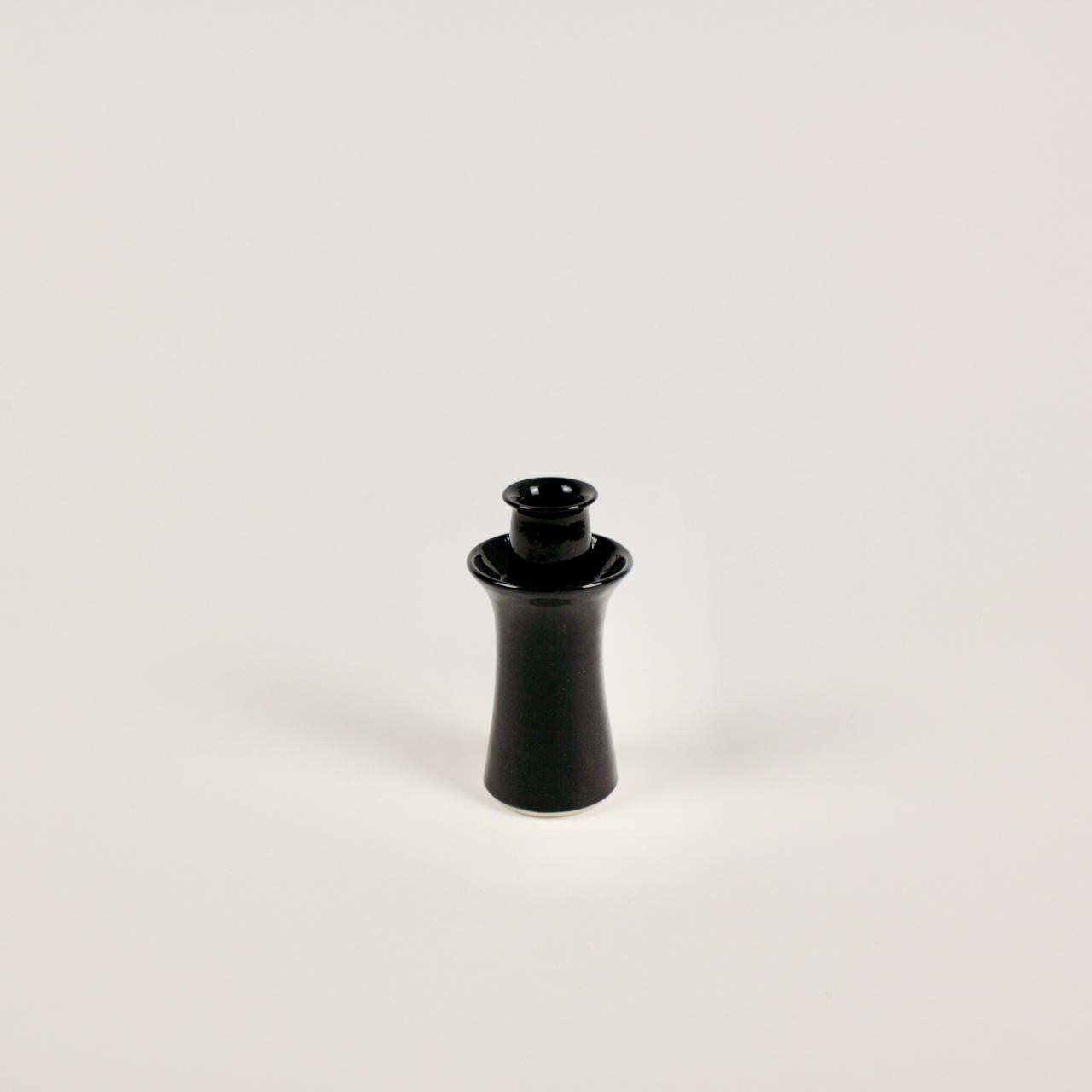 Candlestick: Black